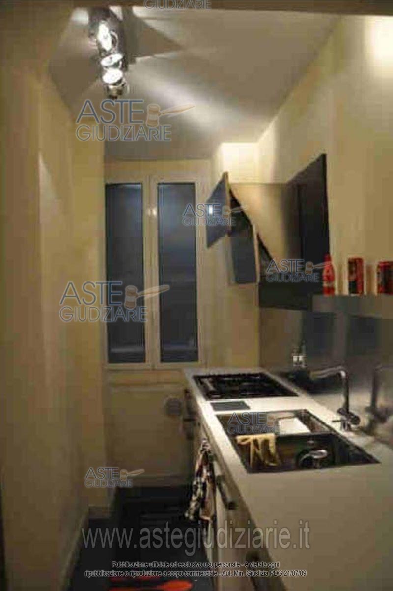 asta panisperna interno cucina